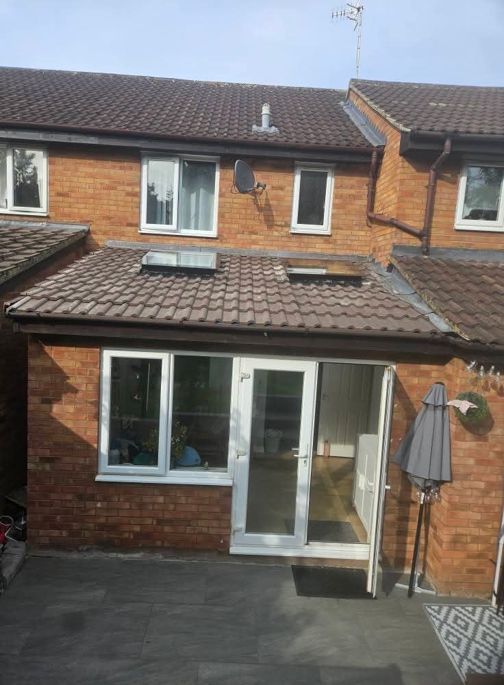 Lean-to converted to a tiled roof